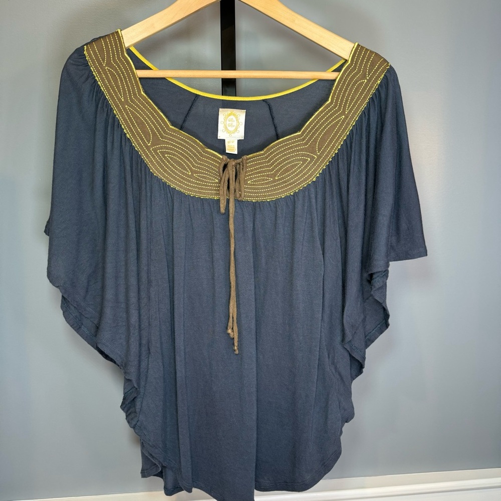 Anthropologie - Womens Medium Lightweight Short Sleeve Blouse